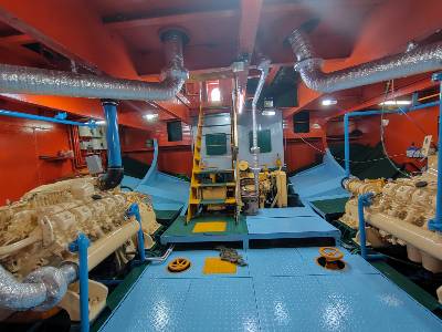 MT-PPA Oil Tanker (164,371 Gallons)