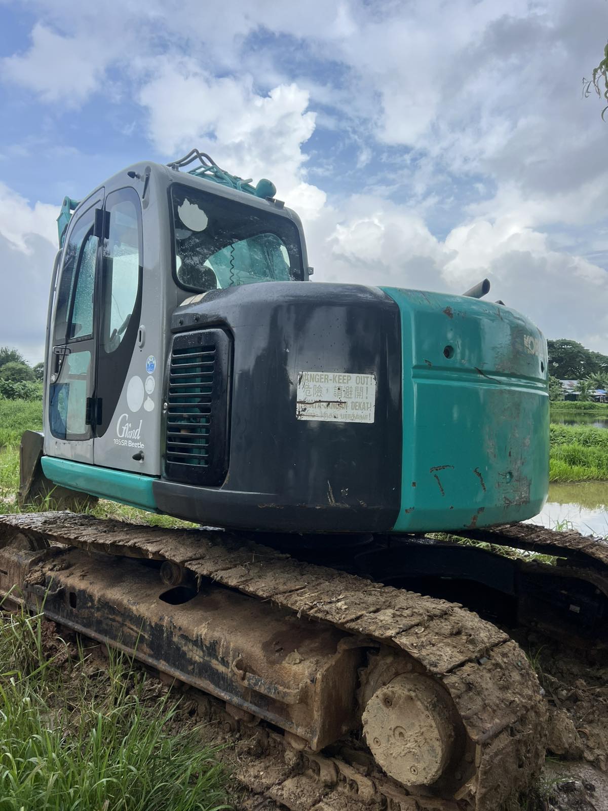 KOBELCO Excavator SK130