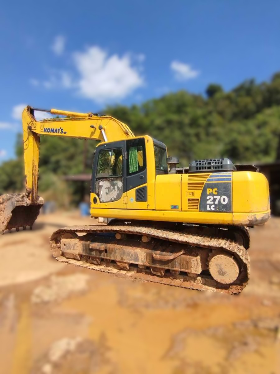Komatsu Excavator PC270LC-8