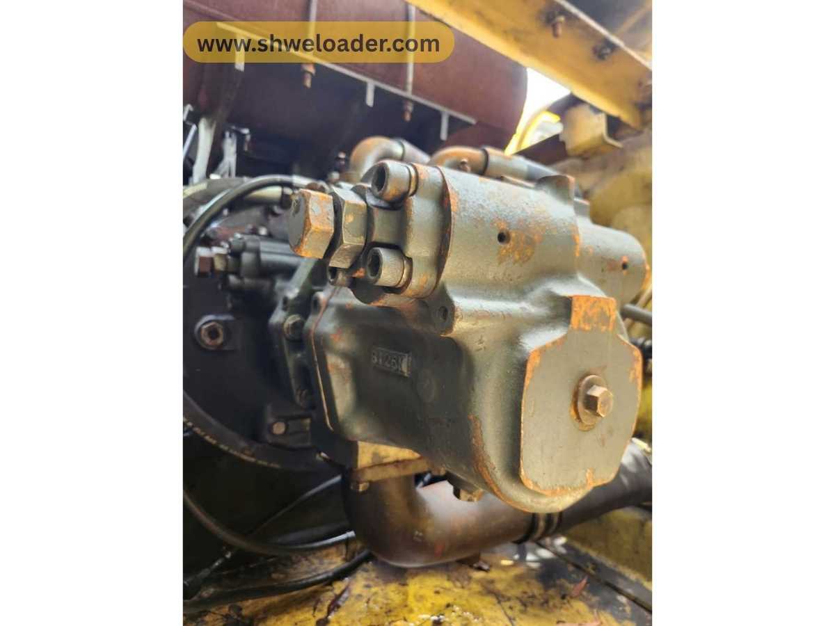 KOMATSU Excavator 22 Ton