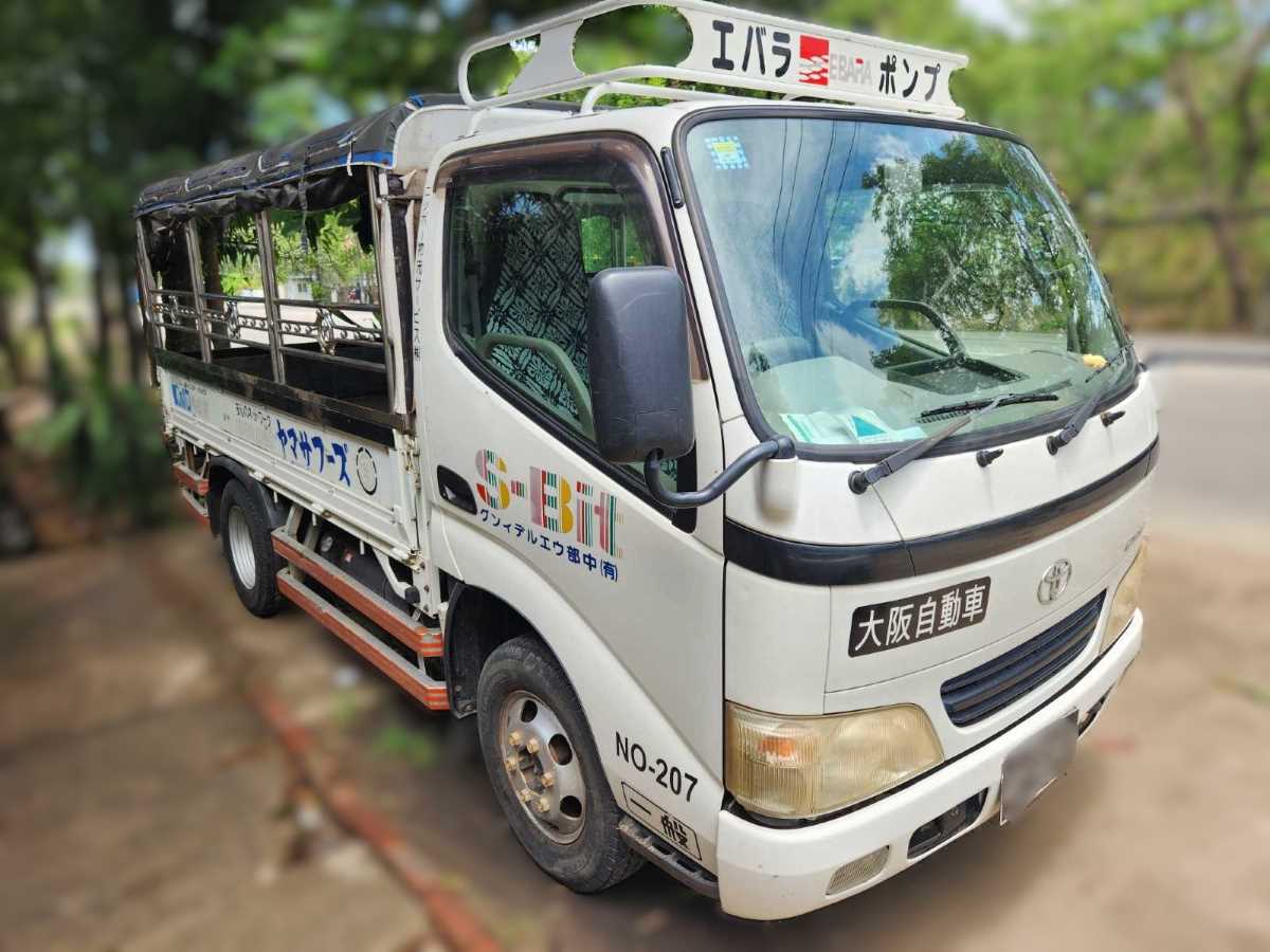 TOYOTA DYNA Light Truck KDY230