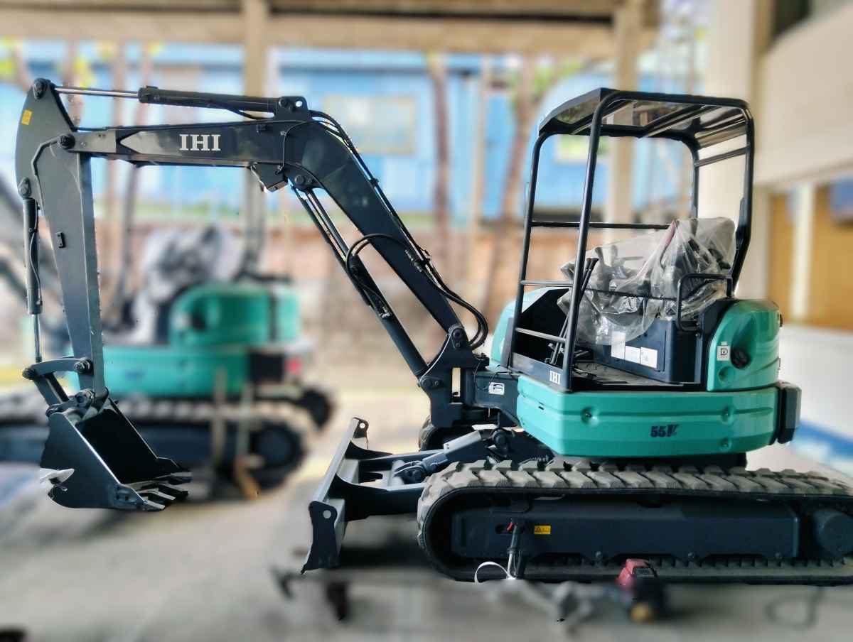 IHI Excavator 55V4