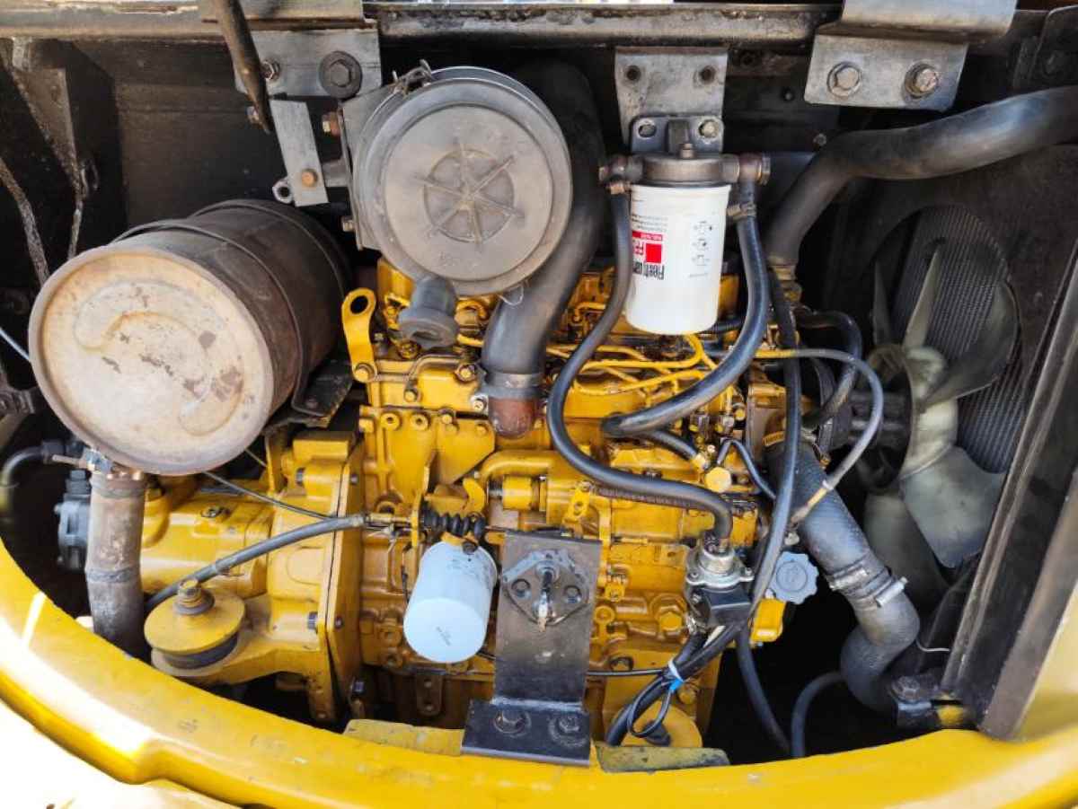 CATERPILLAR Excavator 3055