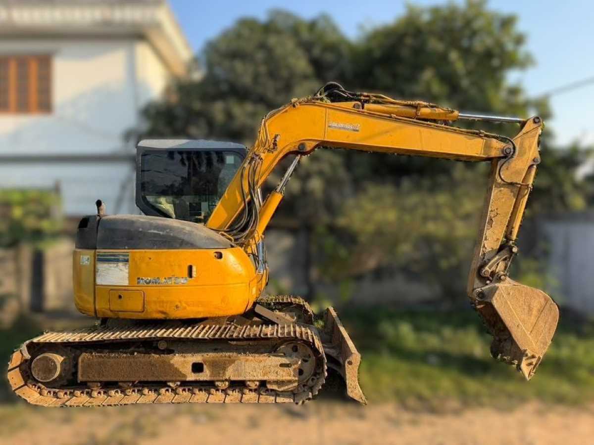 KOMATSU Excavator PC78