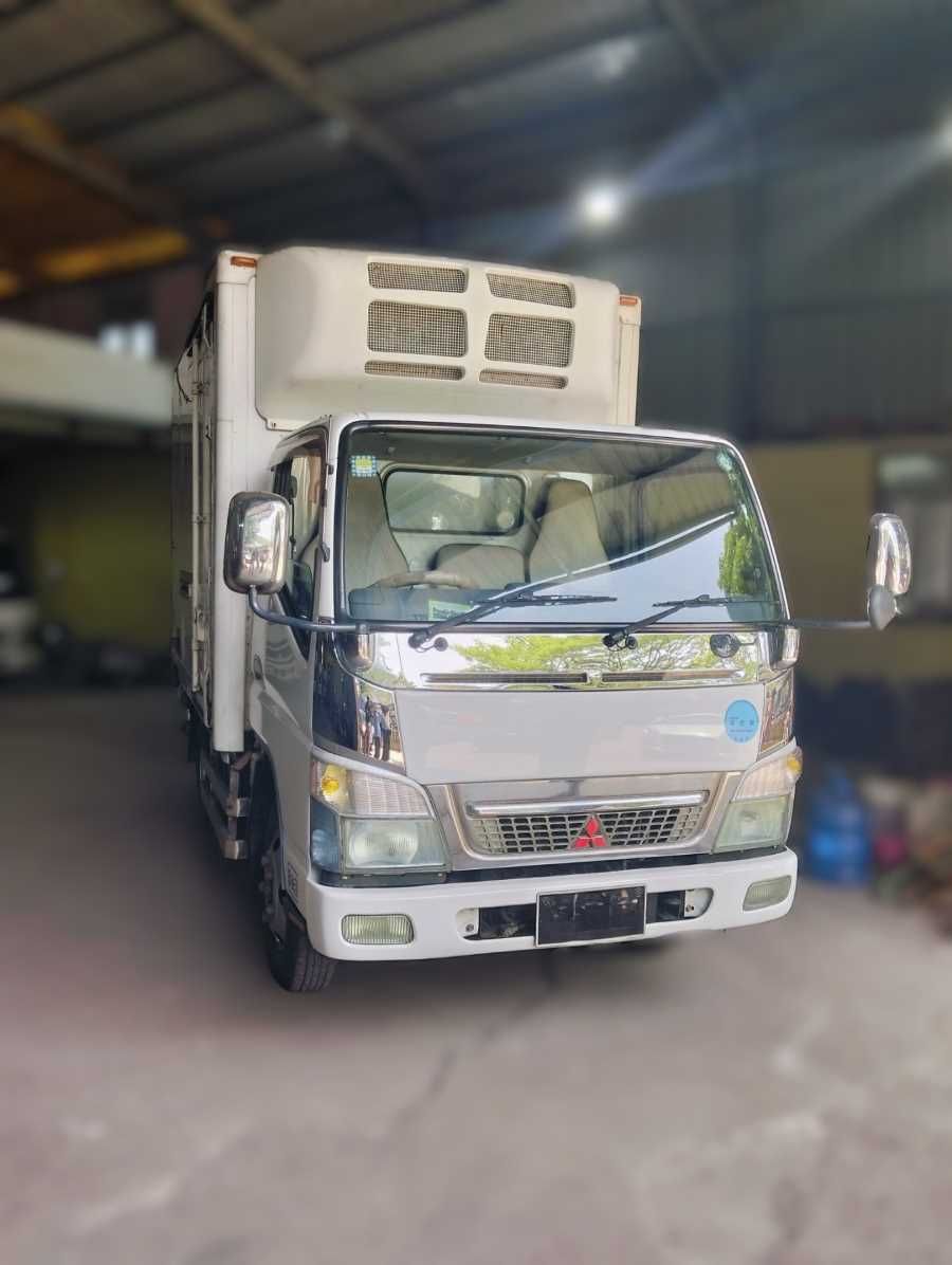 MITSUBISHI FUSO CANTER Reefer Box FE70D