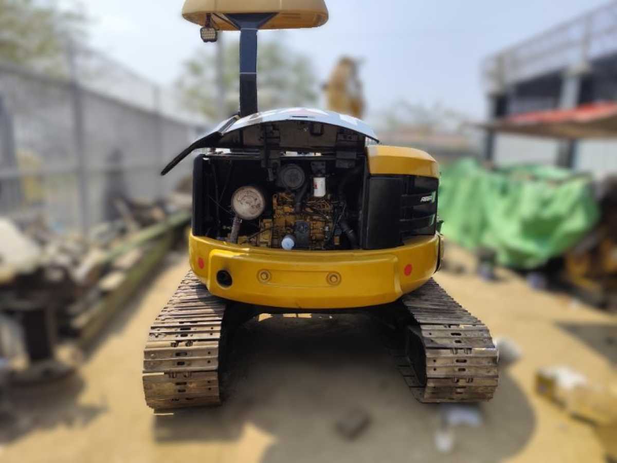 CATERPILLAR Excavator 3055